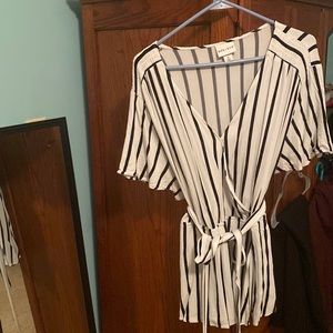 Ava & Viv 3x black and white blouse